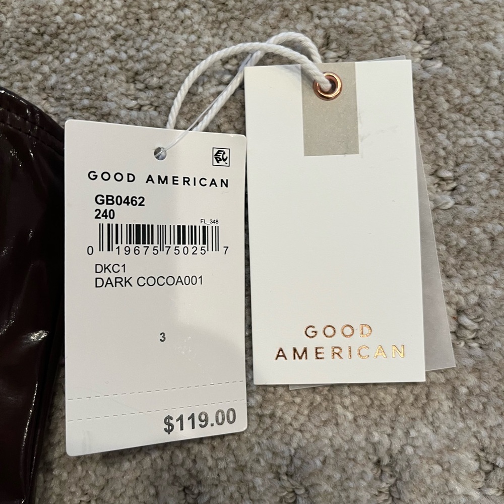 Good American vinyl bodysuit - Picture 3 of 3